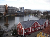 Uitzicht over Breiavatnet van de binnenhaven Vågen in Stavanger, Noorwegen.