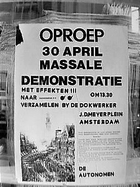 Poster met oproep tot demonstratie.